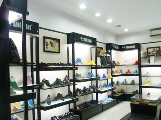 流行的化妆品展柜 流行的化妆品展柜